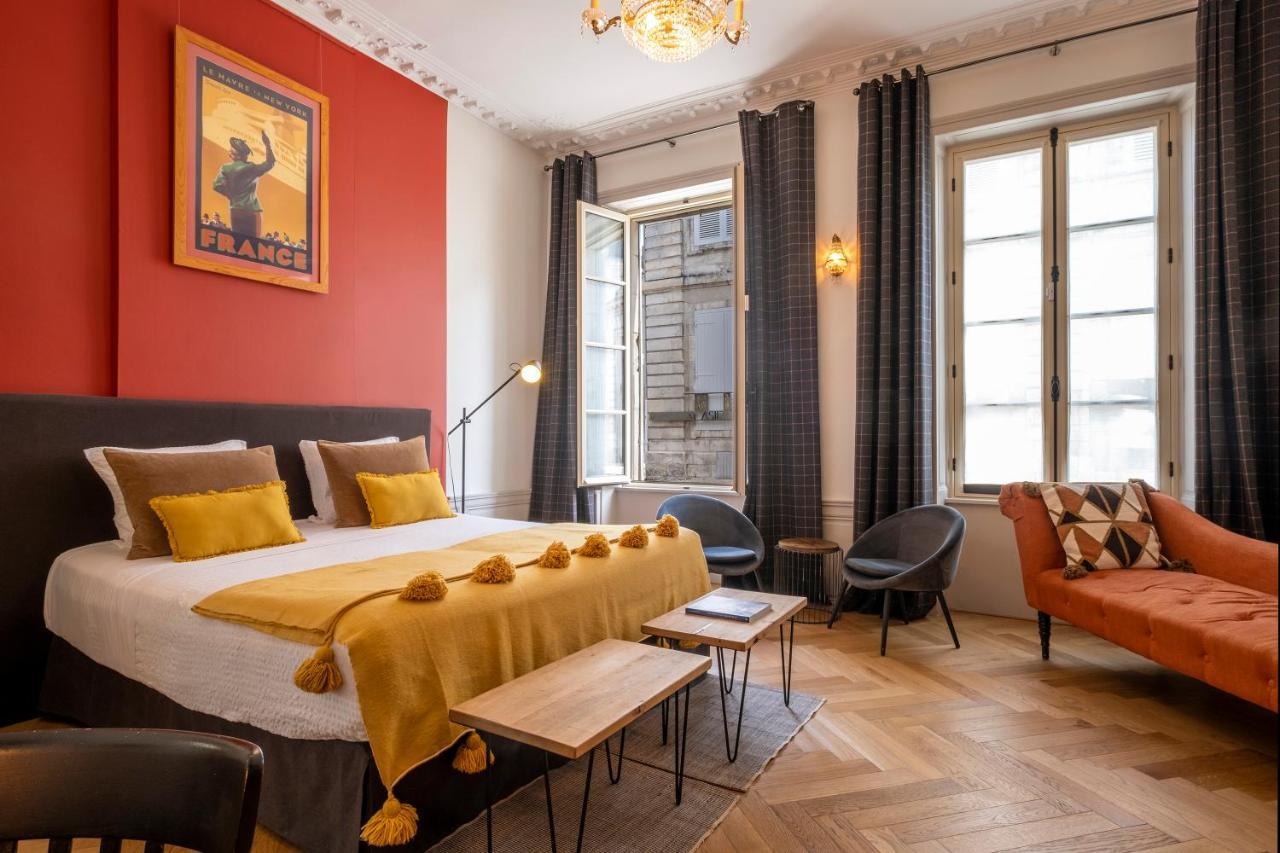 Escale Rochelaise, Gite Urbain Avec Spa Bain Nordique Et Sauna Tonneau La Rochelle  Exterior photo
